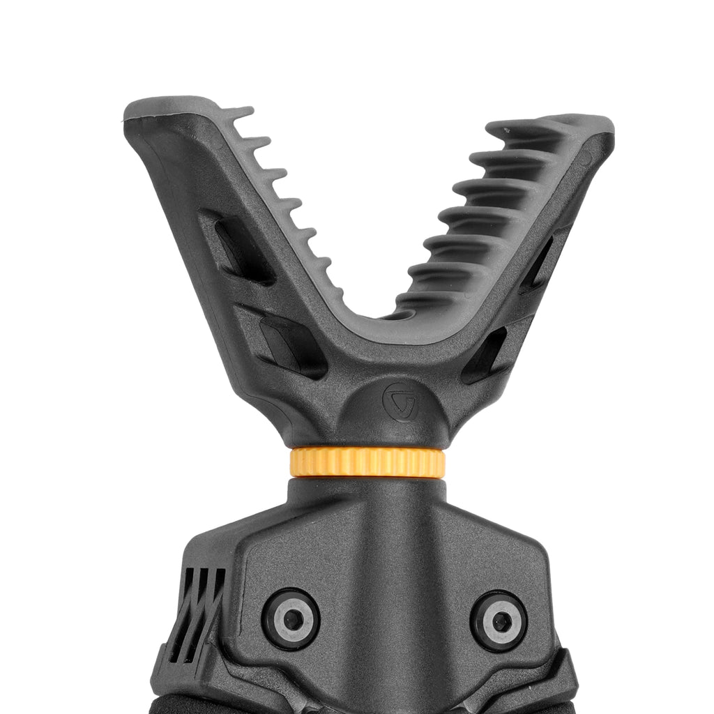 Bipiede Scout B62A, a forcella