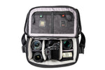 Borsa per fotocamera DSLR Veo Select 28S BK con fotocamera DSLR e obiettivi