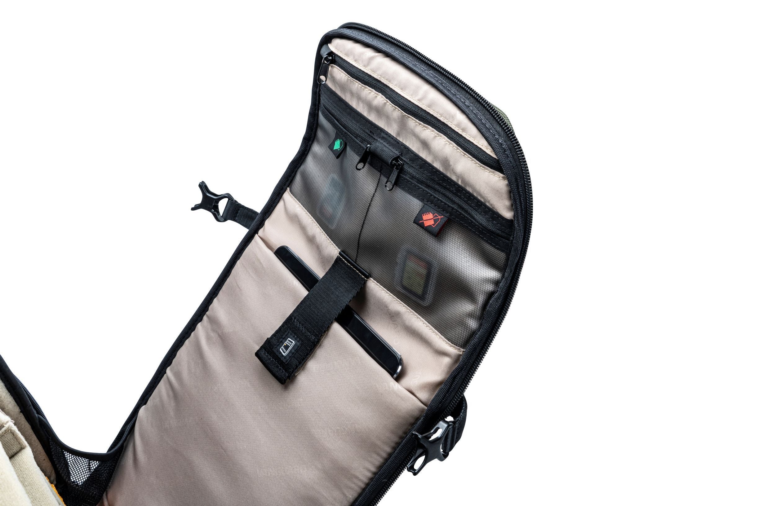 Adattatore Vanguard VEO R48 nero con USB-A Adattatore Vanguard VEO R48 nero con USB-A