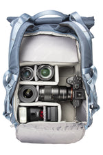 Macchina fotografica senza specchio in borsa fotografica blu Vanguard Veo Flex 47M BL