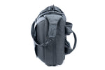 Lato destro dello zaino nero Vanguard Veo Select 41BK